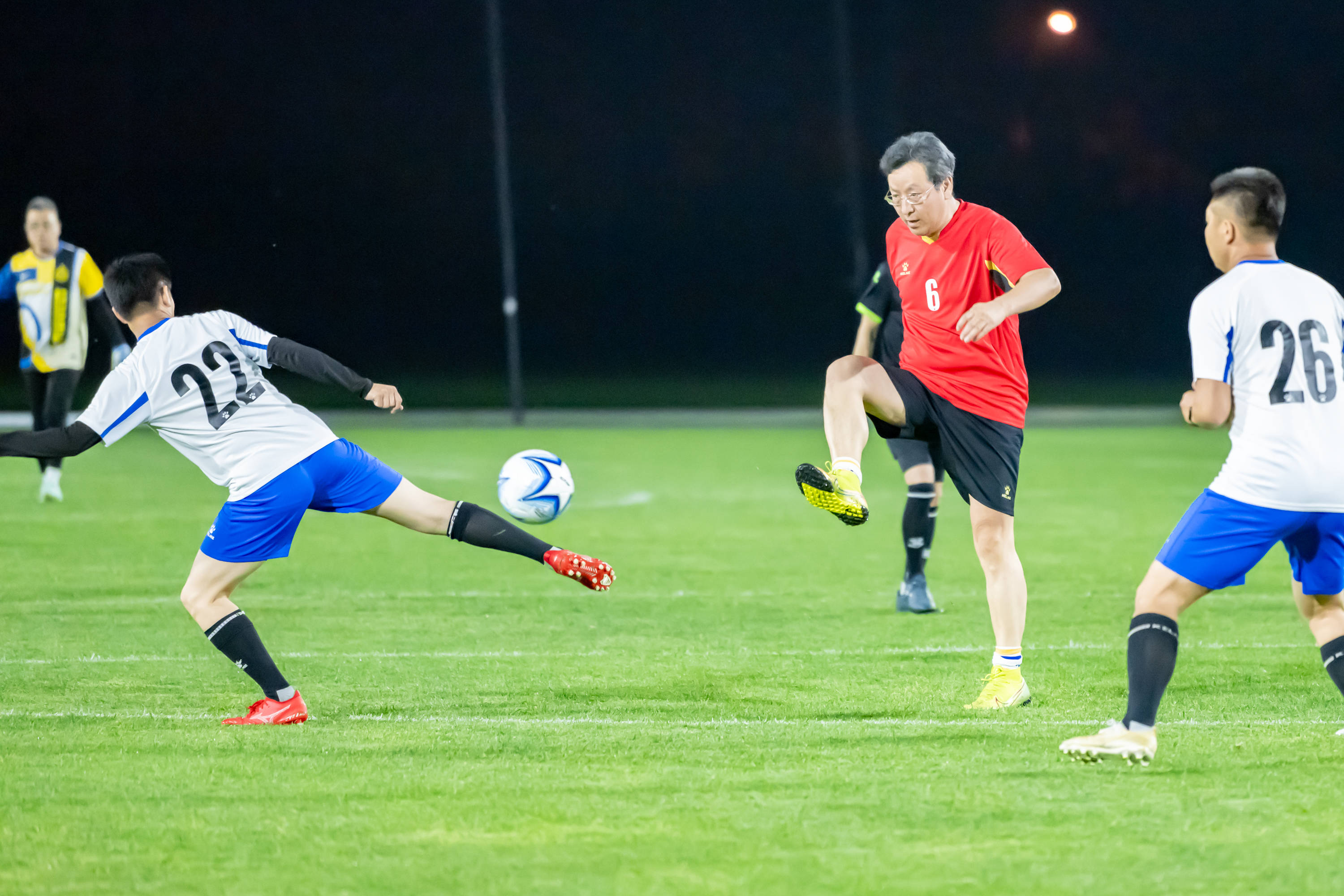 另一方面 另一方面