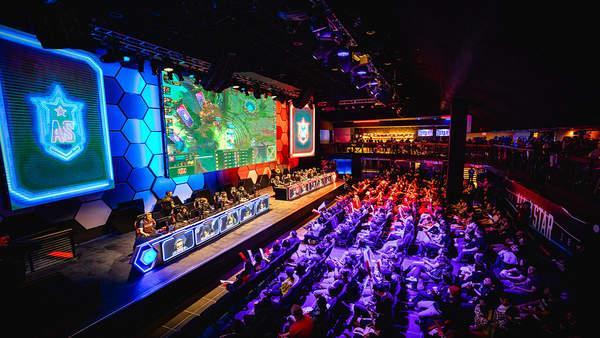 讨论的焦点 讨论的焦点